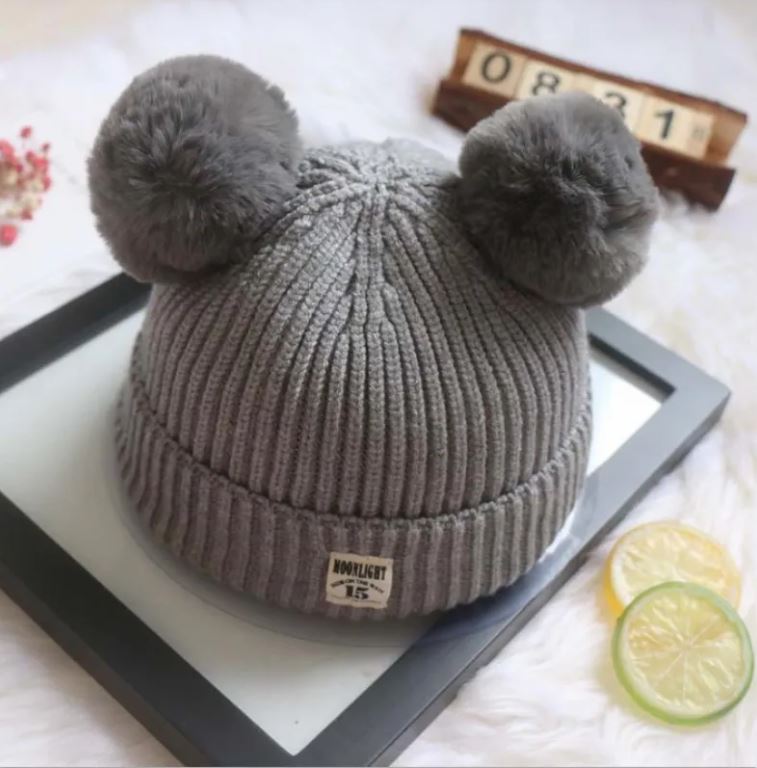 Woolen children’s hat